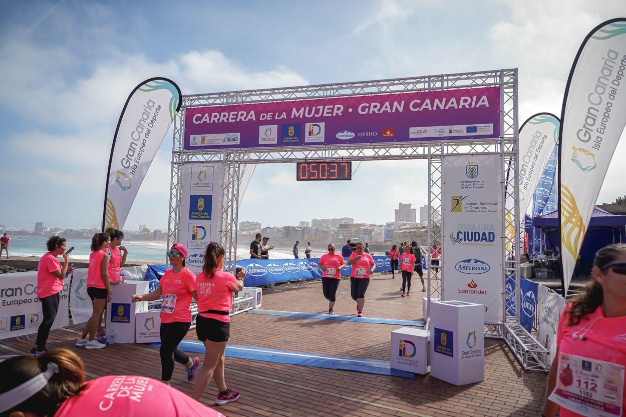 Las fotos de meta de la Carrera de la Mujer de Gran Canaria 11 49 48 15701 O