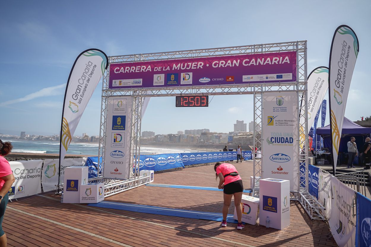 Las fotos de meta de la Carrera de la Mujer de Gran Canaria 12 24 13 15701 O