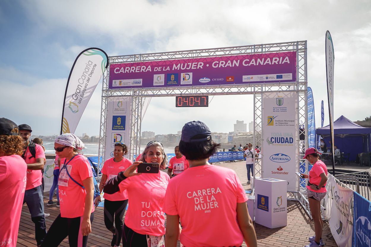 Las fotos de meta de la Carrera de la Mujer de Gran Canaria 11 39 57 15701 O