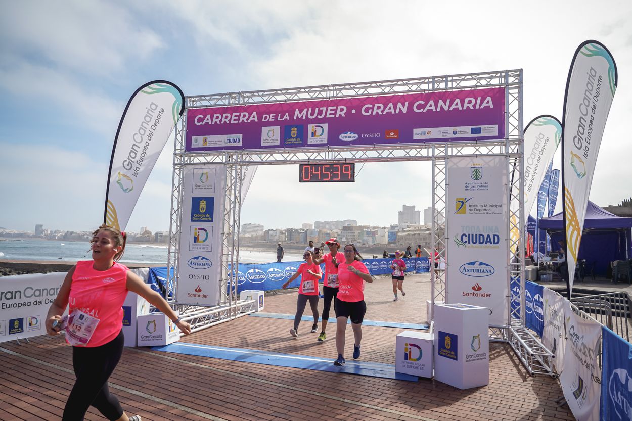 Las fotos de meta de la Carrera de la Mujer de Gran Canaria 11 44 50 15701 O
