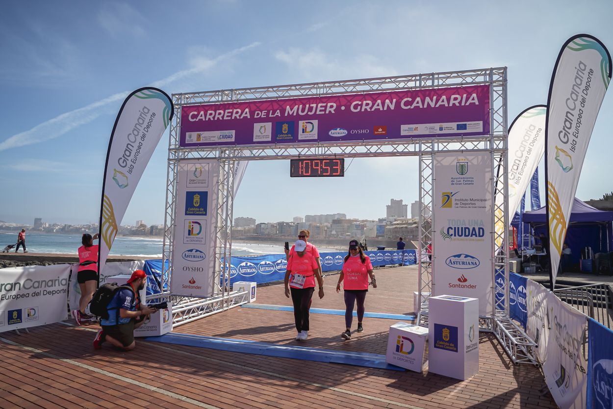 Las fotos de meta de la Carrera de la Mujer de Gran Canaria 12 09 04 15701 O