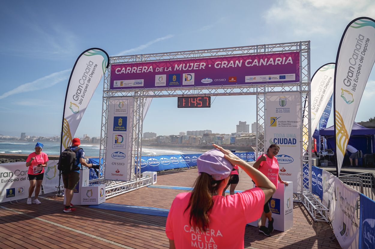 Las fotos de meta de la Carrera de la Mujer de Gran Canaria 12 14 08 15701 O