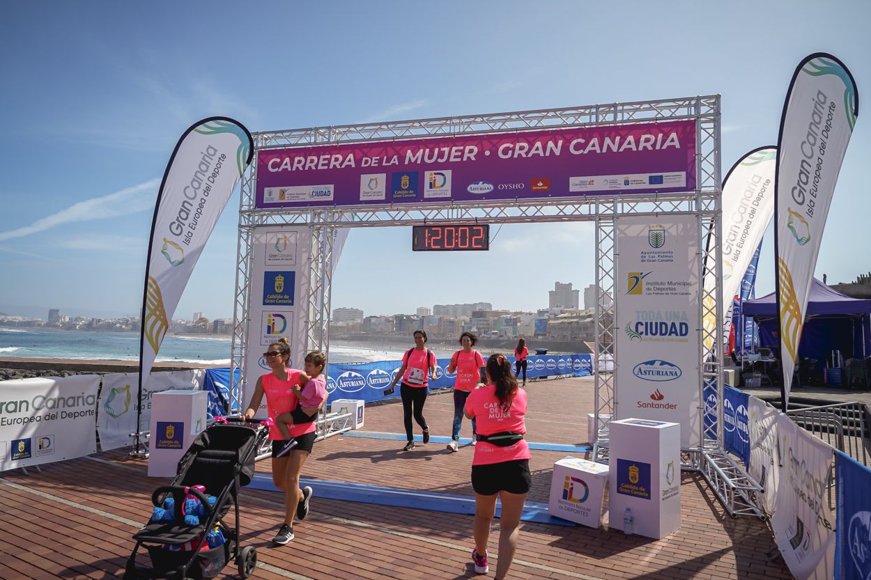 Las fotos de meta de la Carrera de la Mujer de Gran Canaria 12 19 13 15701 O