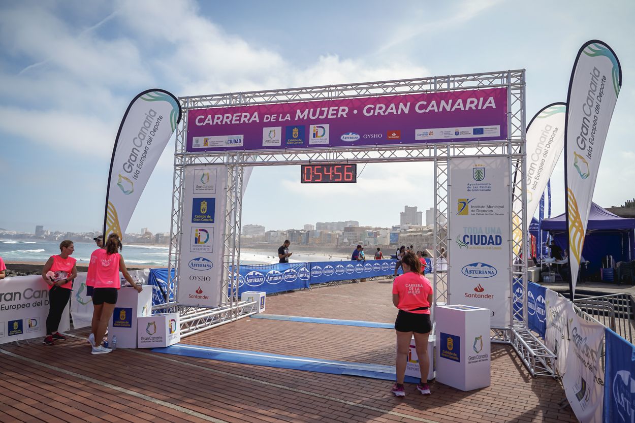 Las fotos de meta de la Carrera de la Mujer de Gran Canaria 11 54 07 15701 O