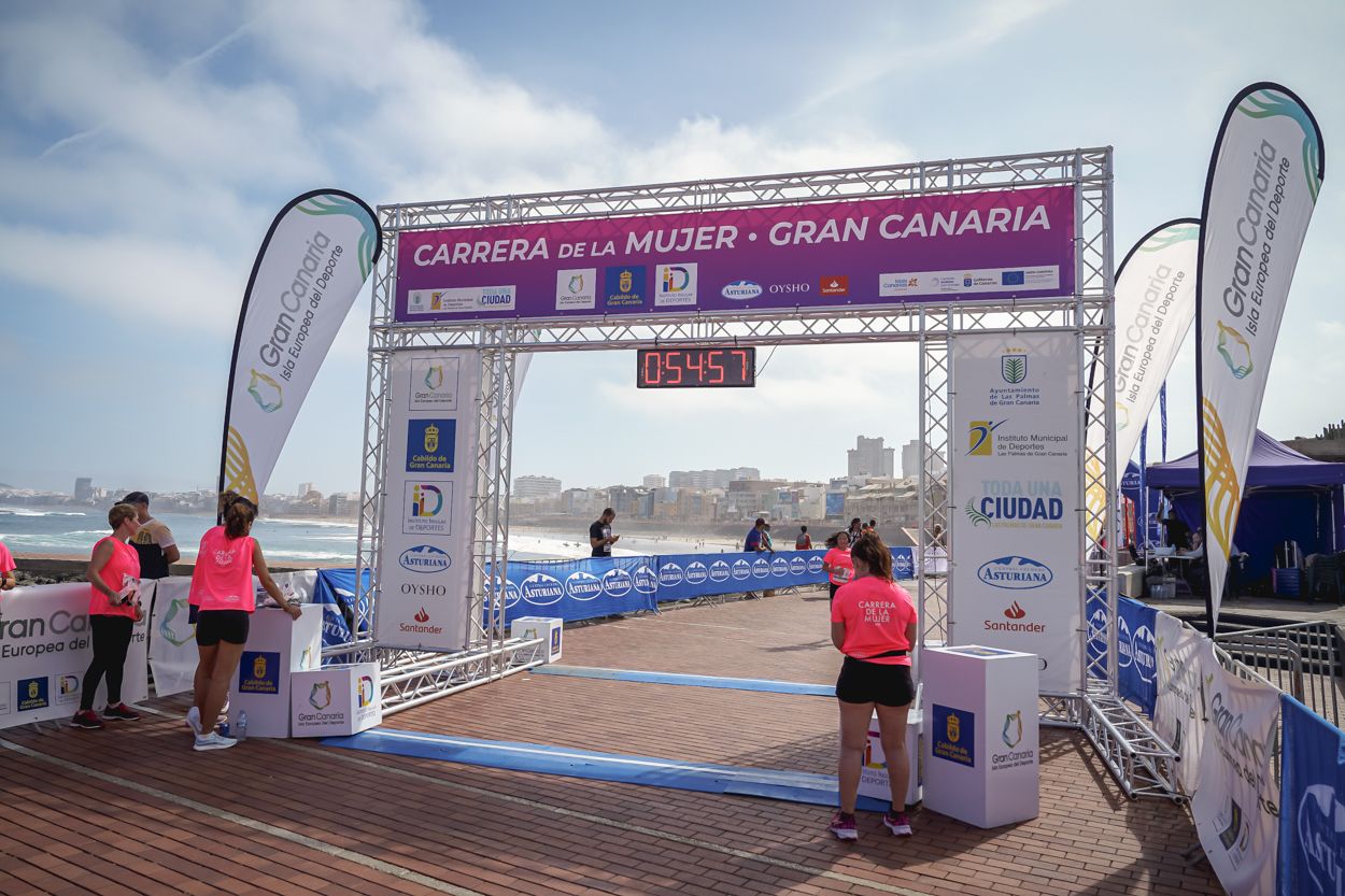 Las fotos de meta de la Carrera de la Mujer de Gran Canaria 11 54 08 15701 O