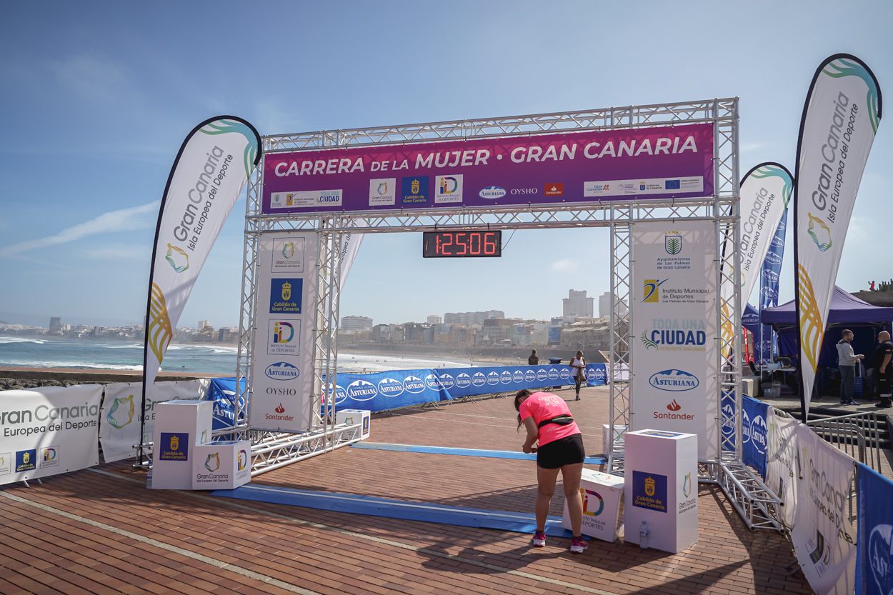 Las fotos de meta de la Carrera de la Mujer de Gran Canaria 12 24 16 15701 O