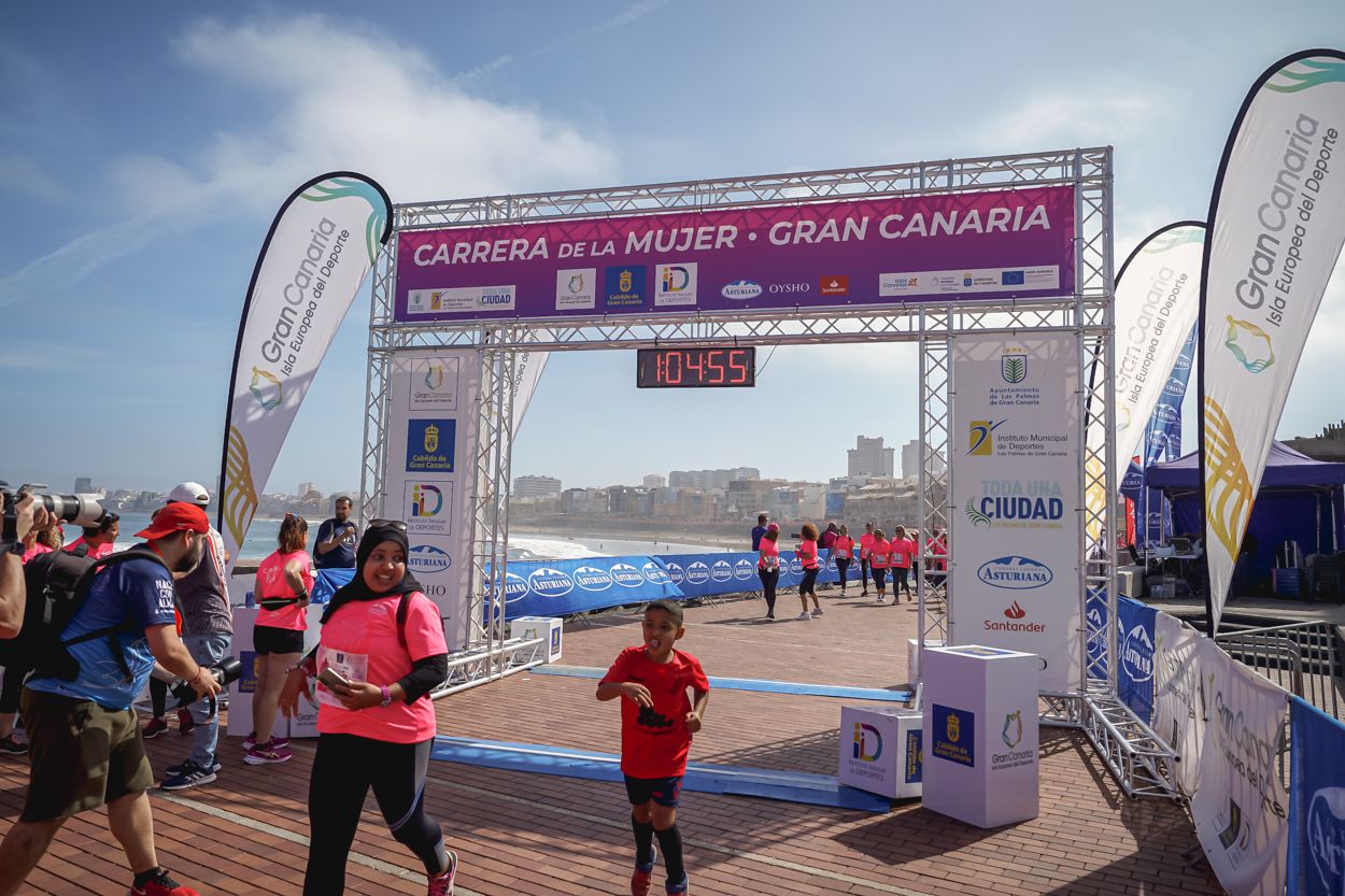 Las fotos de meta de la Carrera de la Mujer de Gran Canaria 12 04 06 15701 O
