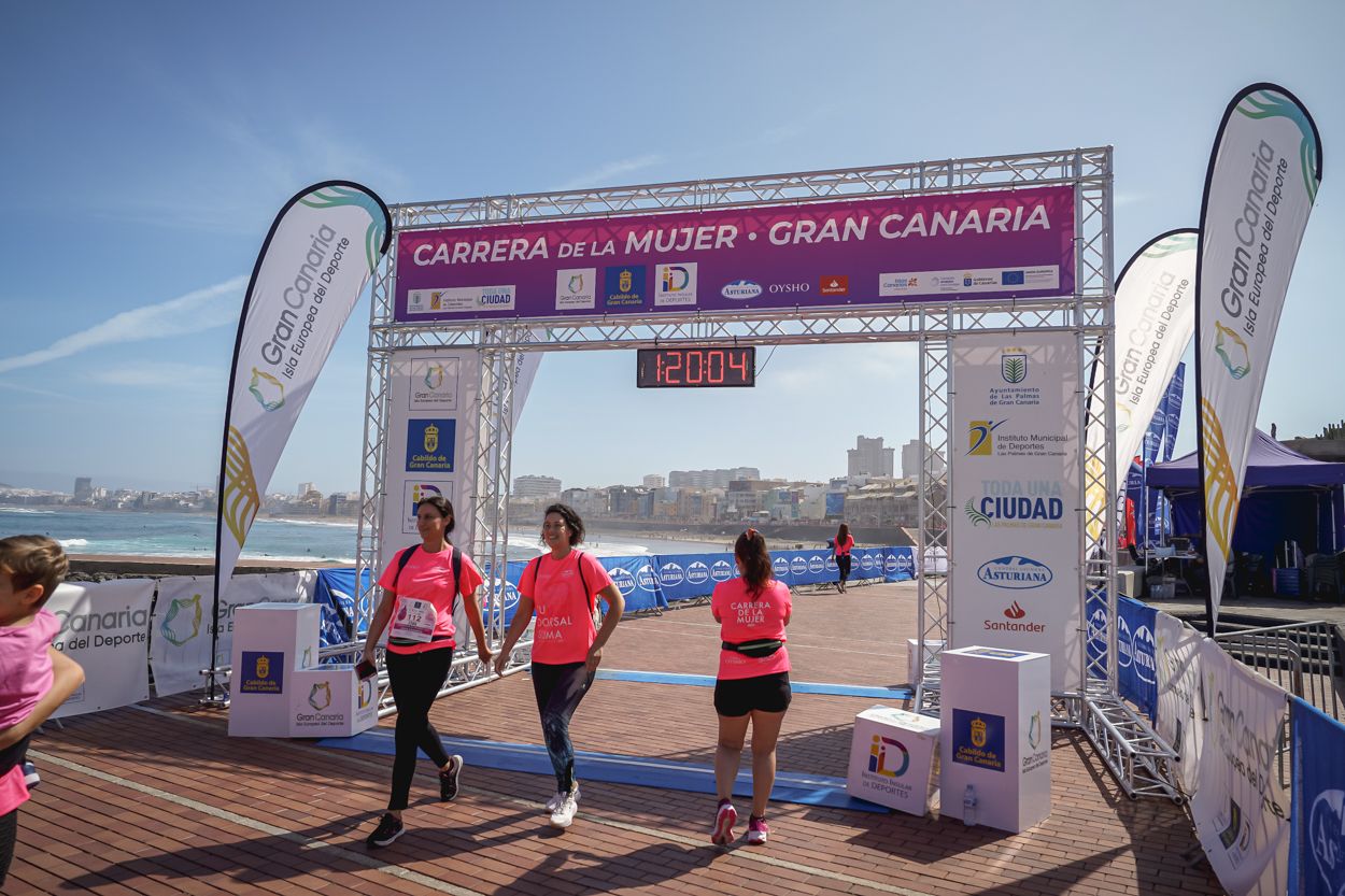 Las fotos de meta de la Carrera de la Mujer de Gran Canaria 12 19 15 15701 O