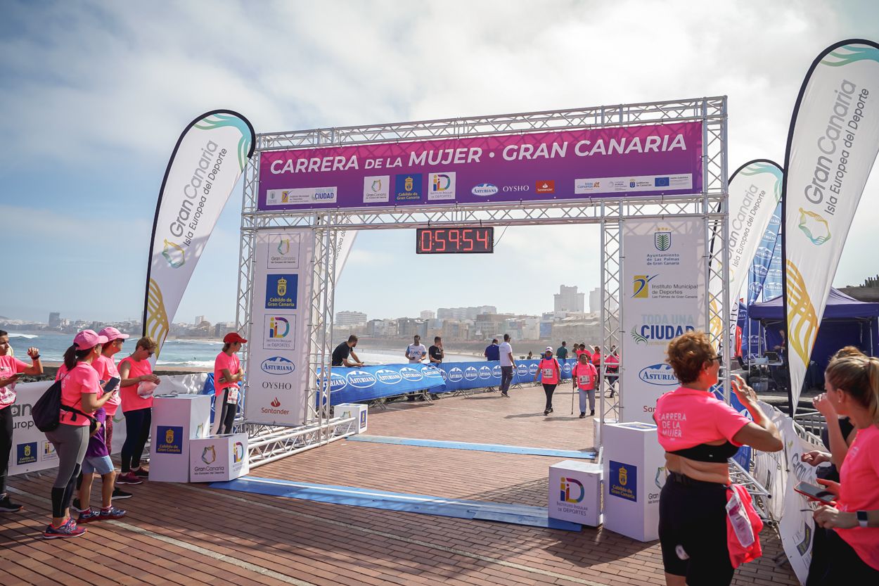 Las fotos de meta de la Carrera de la Mujer de Gran Canaria 11 59 05 15701 O