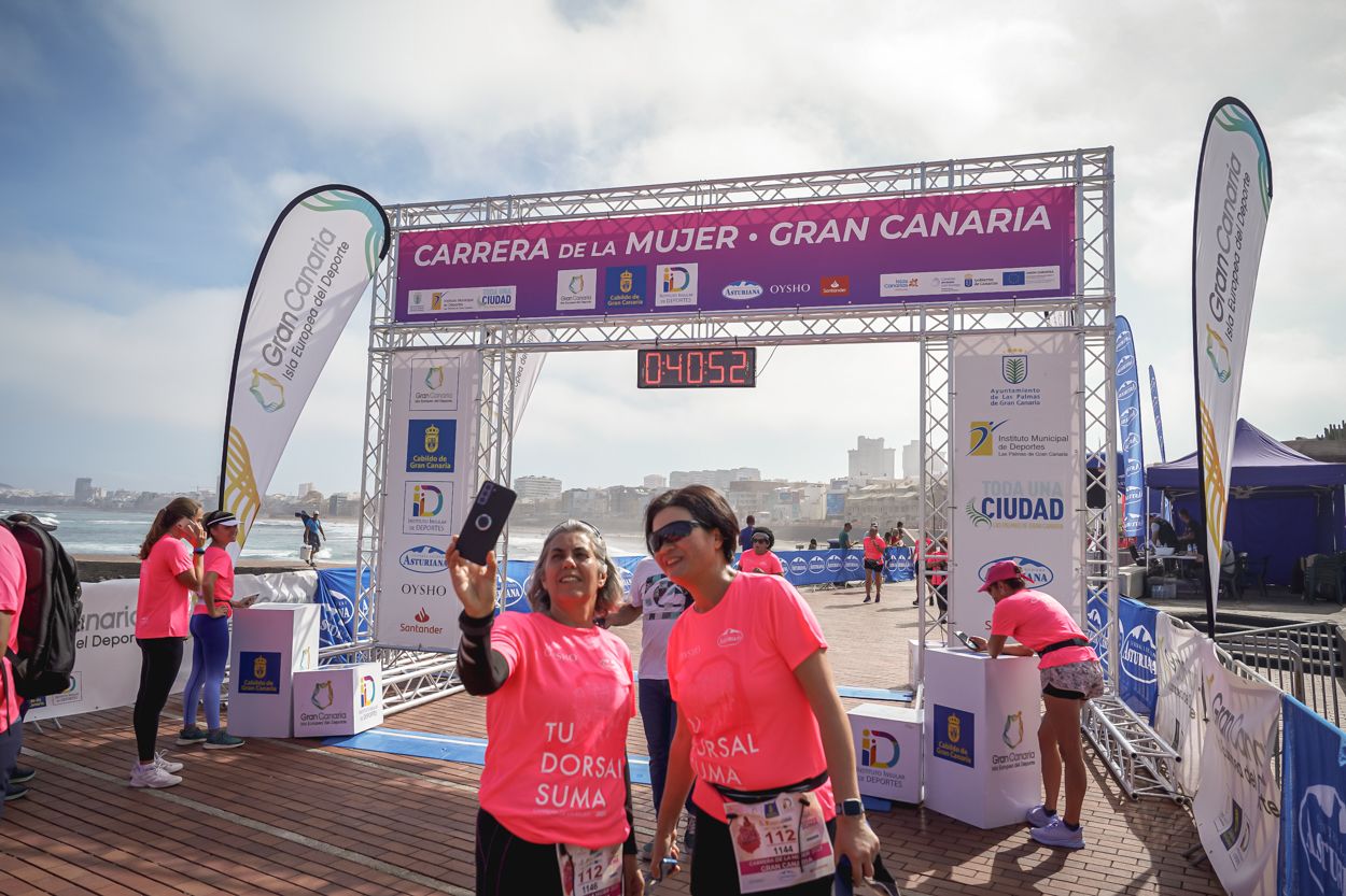 Las fotos de meta de la Carrera de la Mujer de Gran Canaria 11 40 02 15701 O