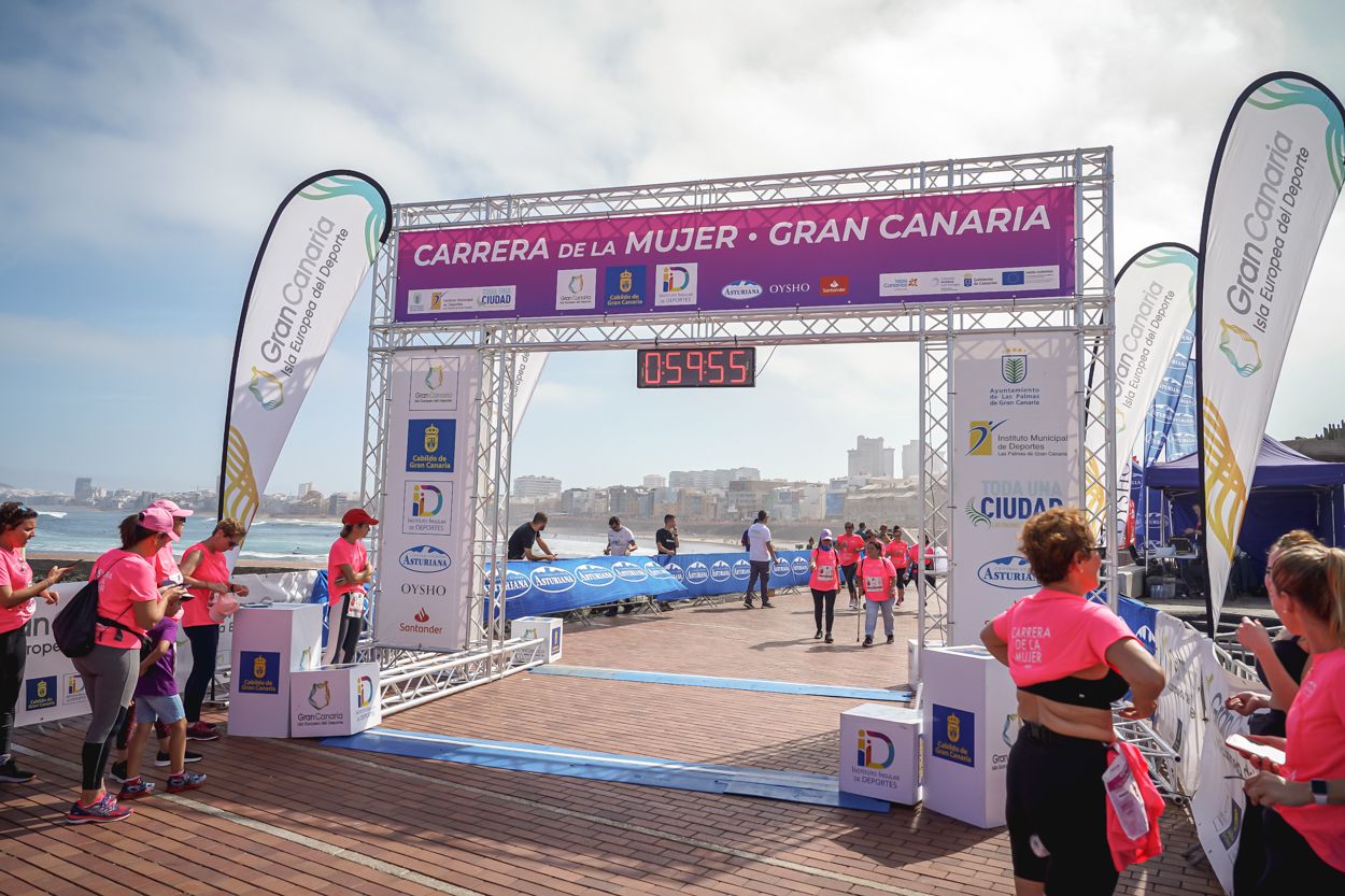Las fotos de meta de la Carrera de la Mujer de Gran Canaria 11 59 06 15701 O