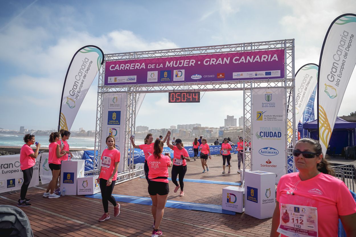 Las fotos de meta de la Carrera de la Mujer de Gran Canaria 11 49 54 15701 O