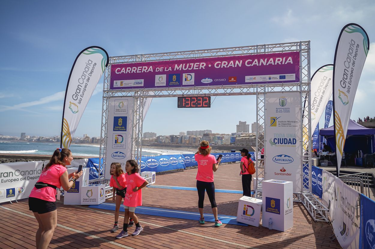 Las fotos de meta de la Carrera de la Mujer de Gran Canaria 12 31 42 15701 O