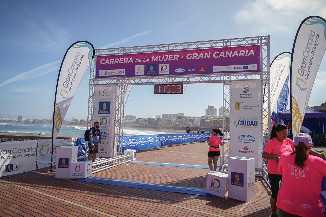Las fotos de meta de la Carrera de la Mujer de Gran Canaria 12 14 13 15701 O