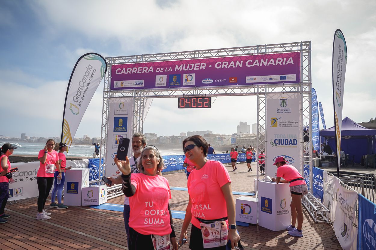 Las fotos de meta de la Carrera de la Mujer de Gran Canaria 11 40 03 15701 O