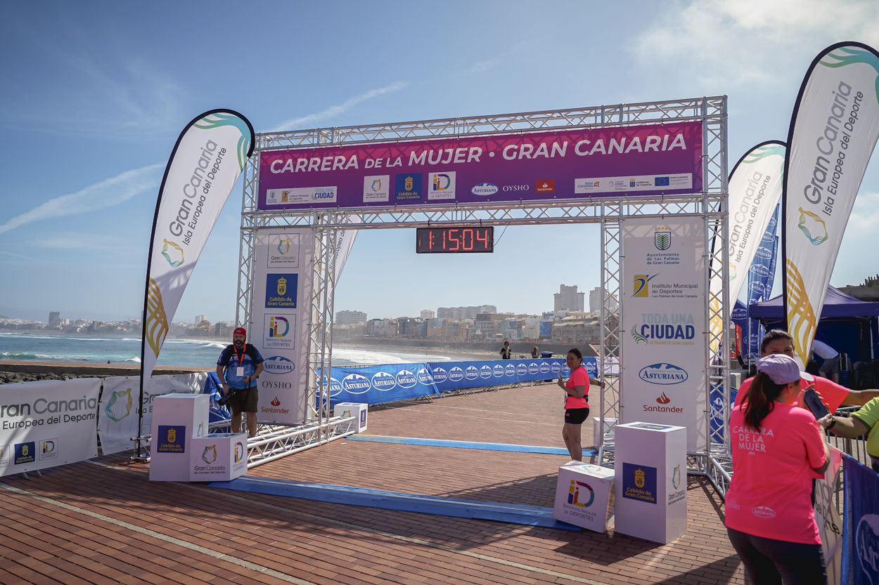Las fotos de meta de la Carrera de la Mujer de Gran Canaria 12 14 14 15701 O