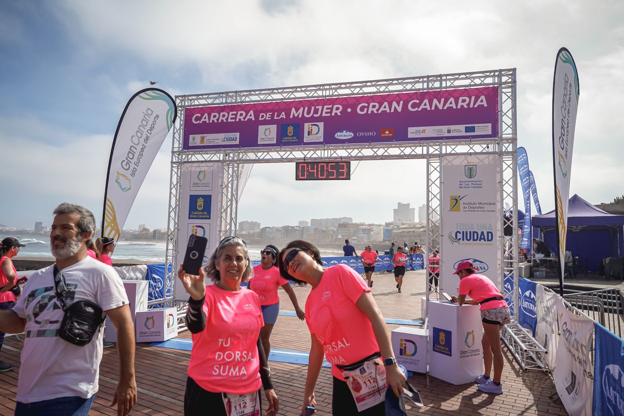 Las fotos de meta de la Carrera de la Mujer de Gran Canaria 11 40 04 15701 O