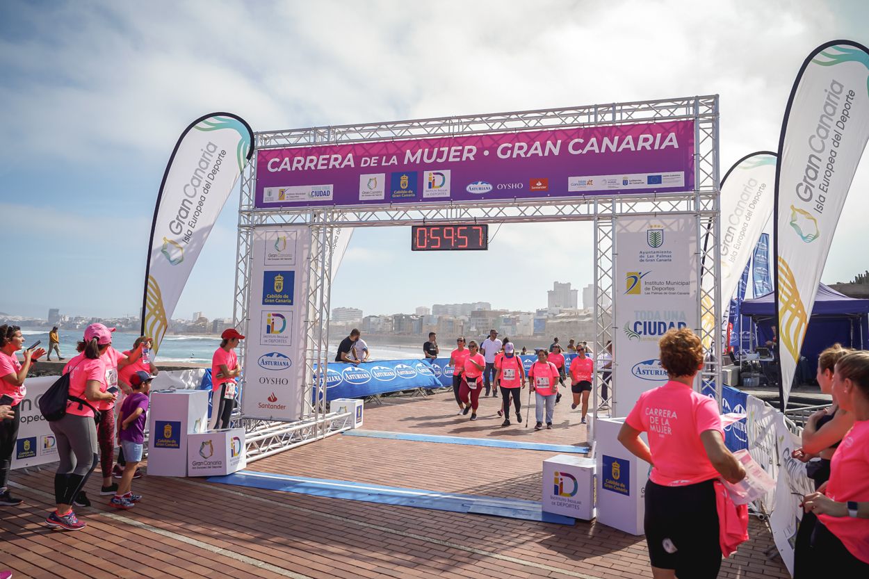 Las fotos de meta de la Carrera de la Mujer de Gran Canaria 11 59 08 15701 O