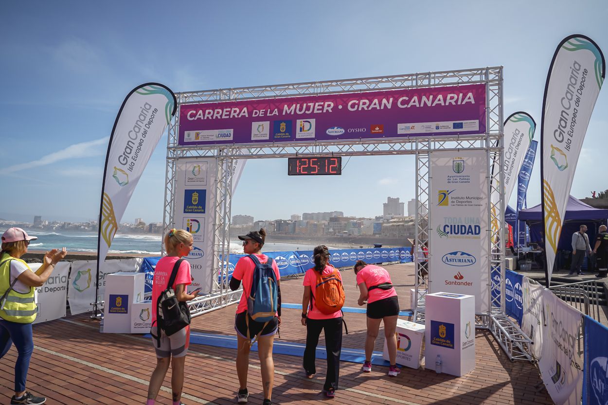 Las fotos de meta de la Carrera de la Mujer de Gran Canaria 12 24 22 15701 O