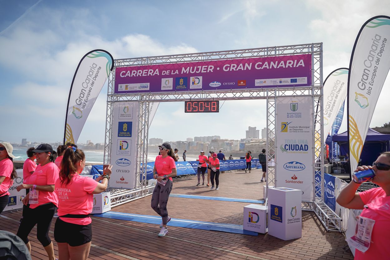 Las fotos de meta de la Carrera de la Mujer de Gran Canaria 11 49 58 15701 O