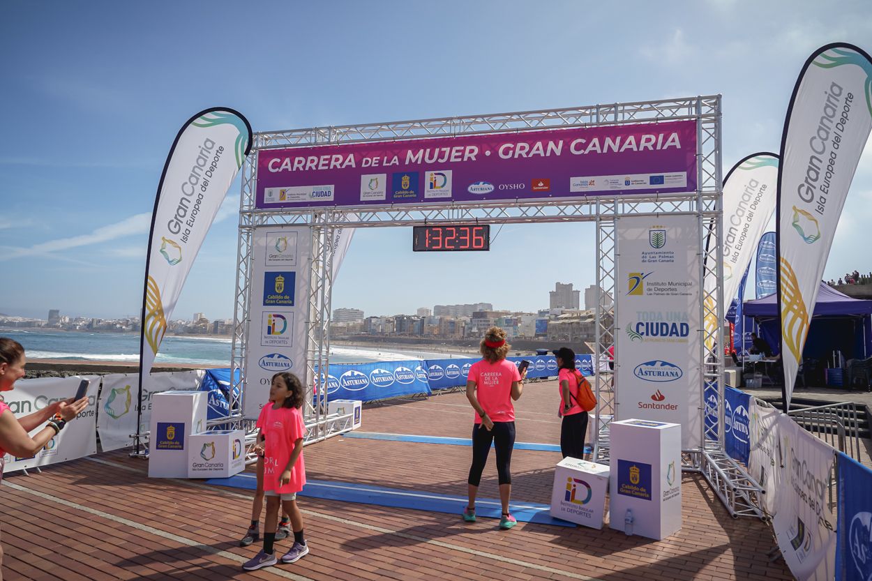 Las fotos de meta de la Carrera de la Mujer de Gran Canaria 12 31 46 15701 O
