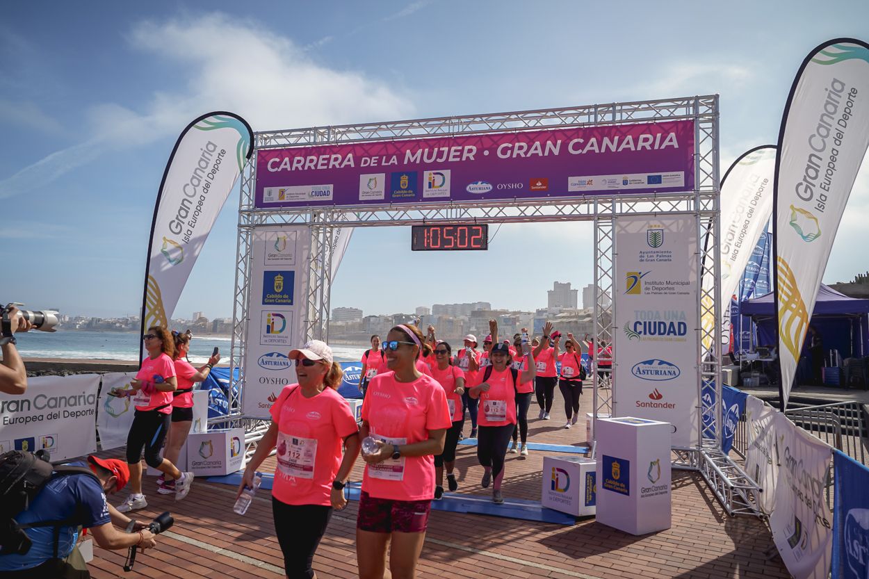 Las fotos de meta de la Carrera de la Mujer de Gran Canaria 12 04 13 15701 O