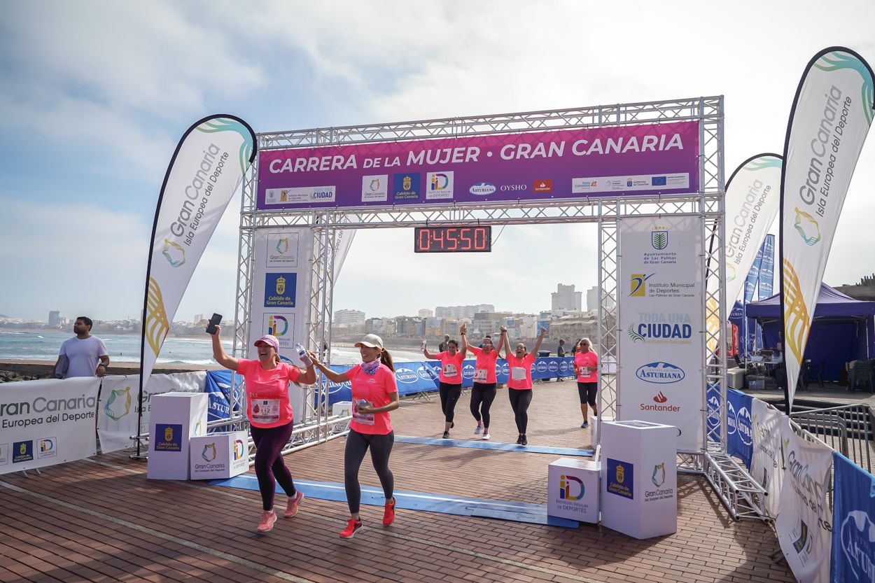 Las fotos de meta de la Carrera de la Mujer de Gran Canaria 11 45 01 15701 O