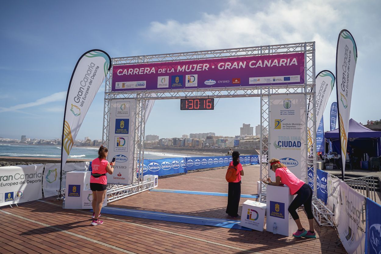 Las fotos de meta de la Carrera de la Mujer de Gran Canaria 12 29 27 15701 O