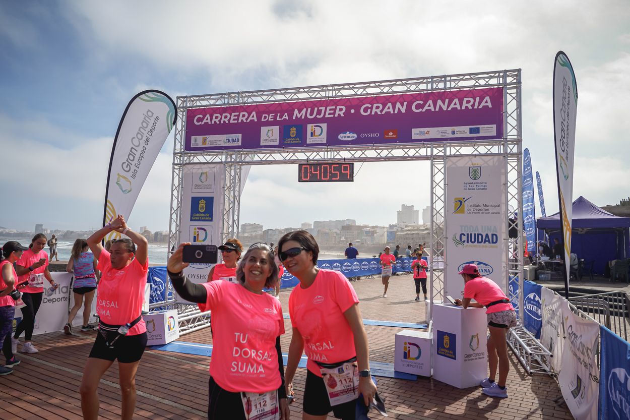 Las fotos de meta de la Carrera de la Mujer de Gran Canaria 11 40 09 15701 O
