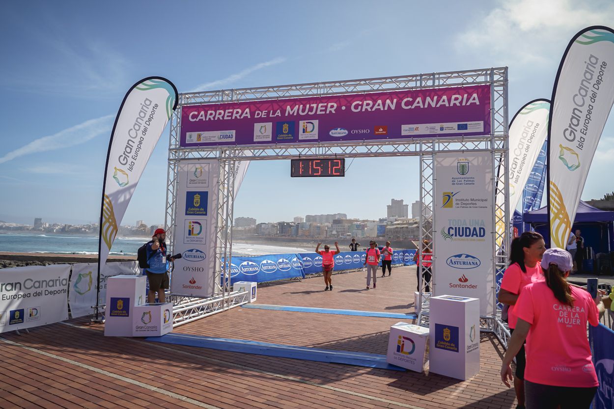 Las fotos de meta de la Carrera de la Mujer de Gran Canaria 12 14 22 15701 O