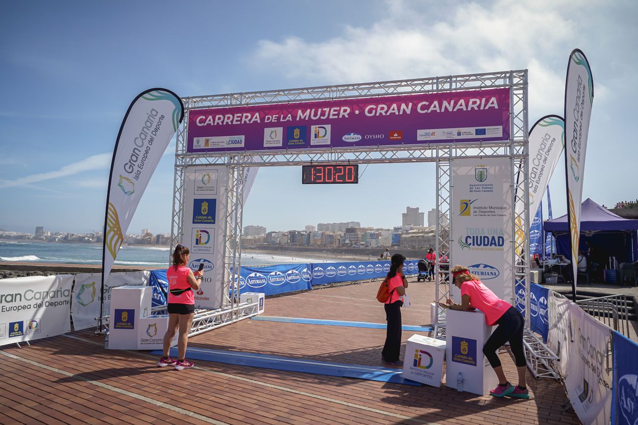 Las fotos de meta de la Carrera de la Mujer de Gran Canaria 12 29 31 15701 O