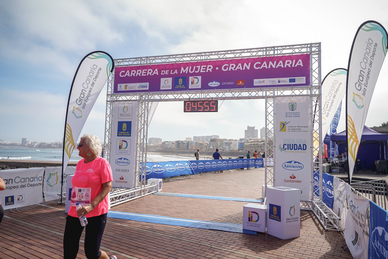Las fotos de meta de la Carrera de la Mujer de Gran Canaria 11 45 06 15701 O