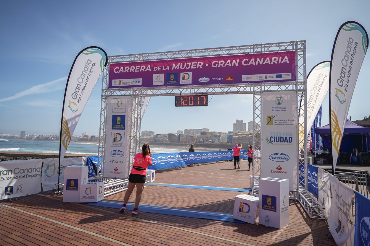 Las fotos de meta de la Carrera de la Mujer de Gran Canaria 12 19 28 15701 O