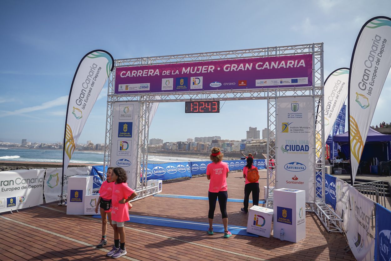 Las fotos de meta de la Carrera de la Mujer de Gran Canaria 12 31 54 15701 O
