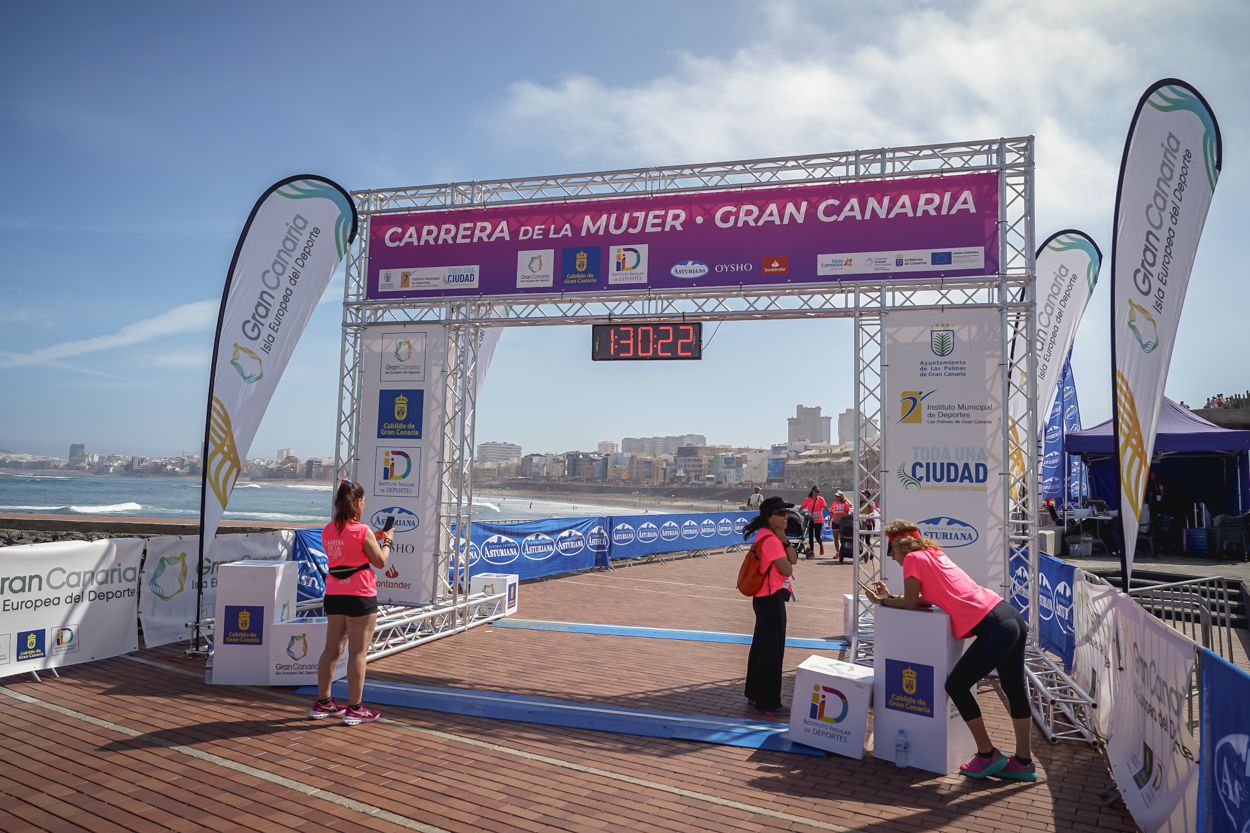Las fotos de meta de la Carrera de la Mujer de Gran Canaria 12 29 33 15701 O