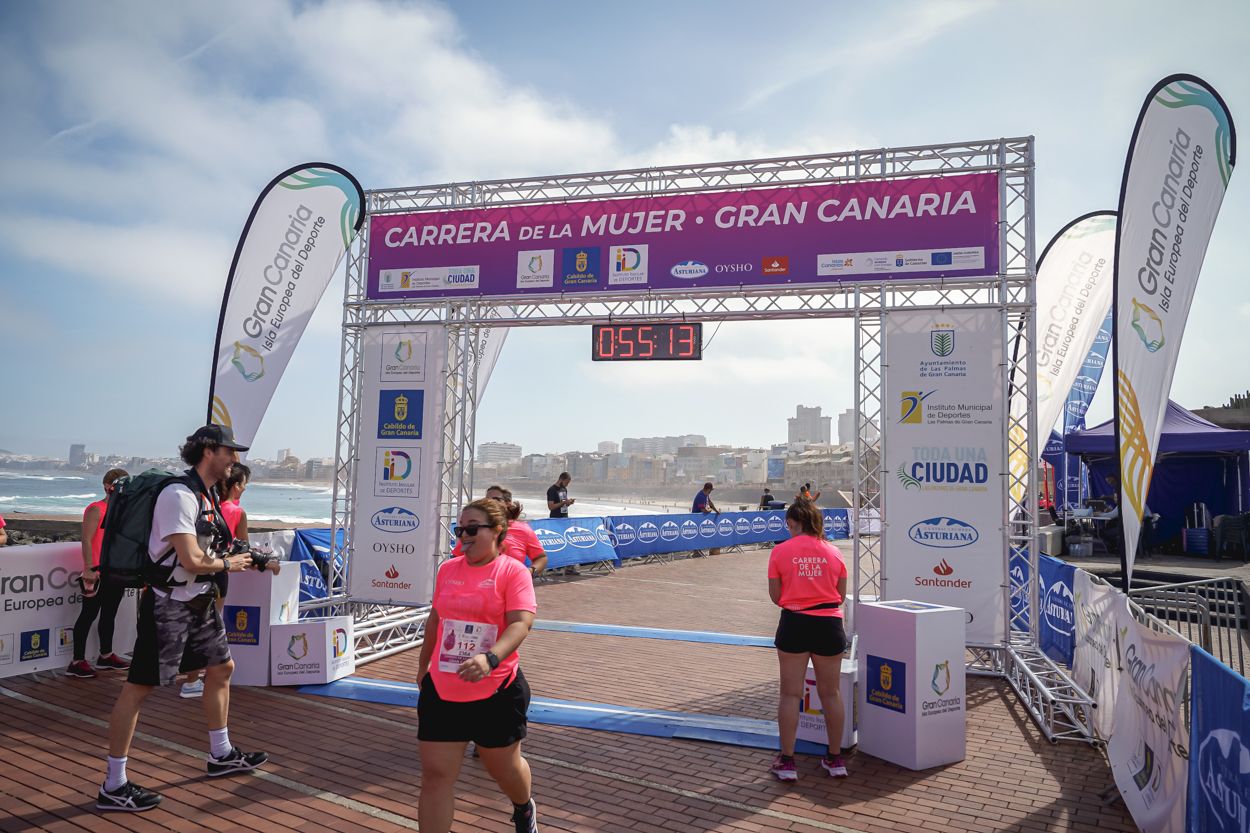 Las fotos de meta de la Carrera de la Mujer de Gran Canaria 11 54 23 15701 O