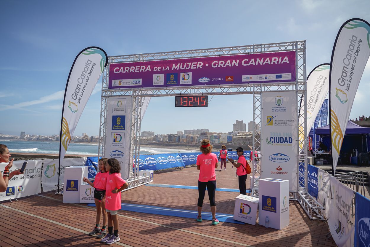 Las fotos de meta de la Carrera de la Mujer de Gran Canaria 12 31 56 15701 O