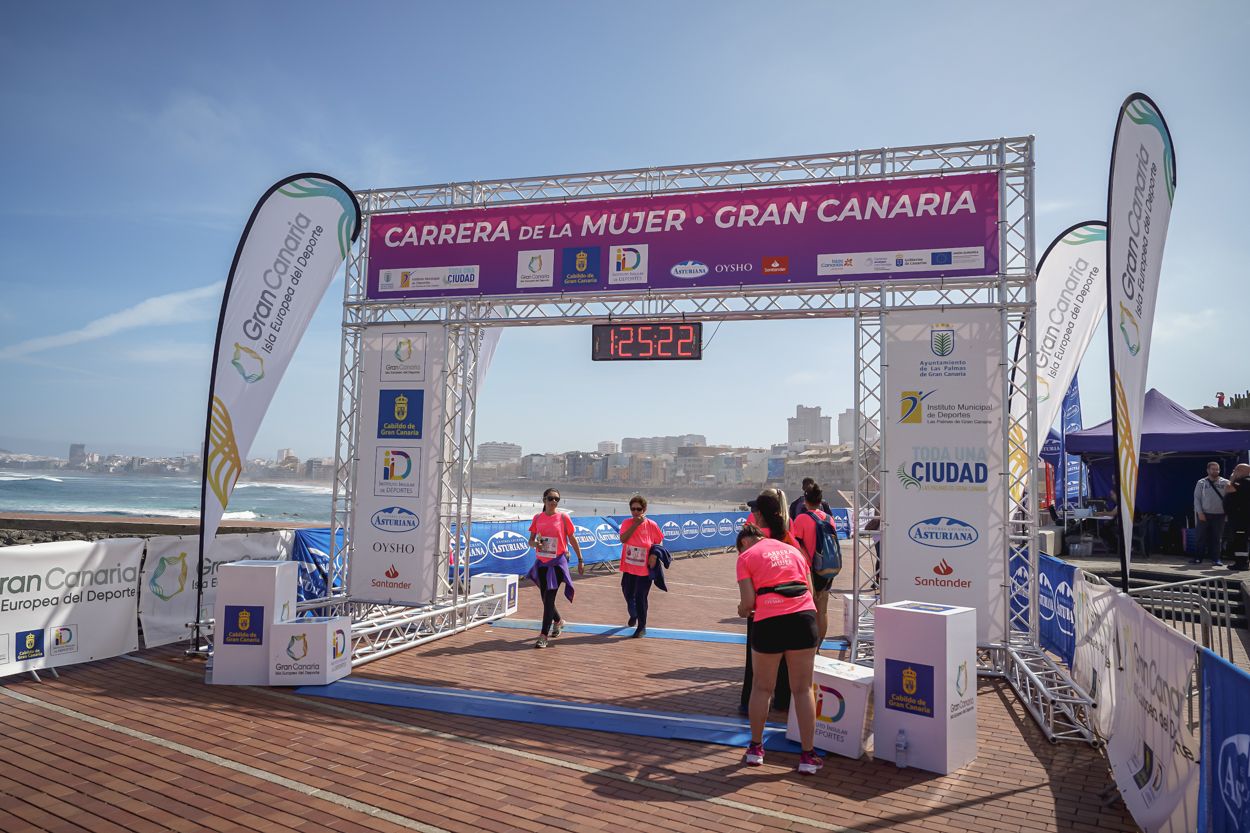 Las fotos de meta de la Carrera de la Mujer de Gran Canaria 12 24 33 15701 O
