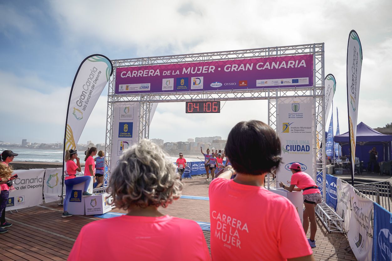Las fotos de meta de la Carrera de la Mujer de Gran Canaria 11 40 17 15701 O