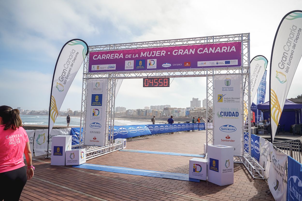 Las fotos de meta de la Carrera de la Mujer de Gran Canaria 11 45 09 15701 O
