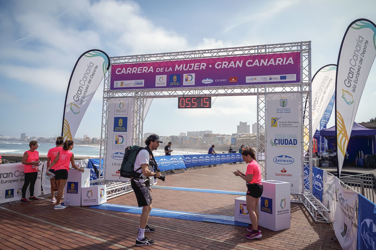 Las fotos de meta de la Carrera de la Mujer de Gran Canaria 11 54 25 15701 O