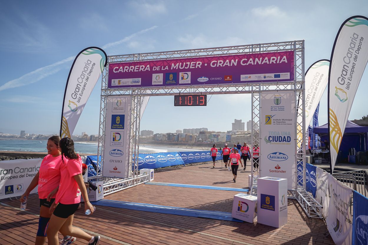 Las fotos de meta de la Carrera de la Mujer de Gran Canaria 12 09 24 15701 O