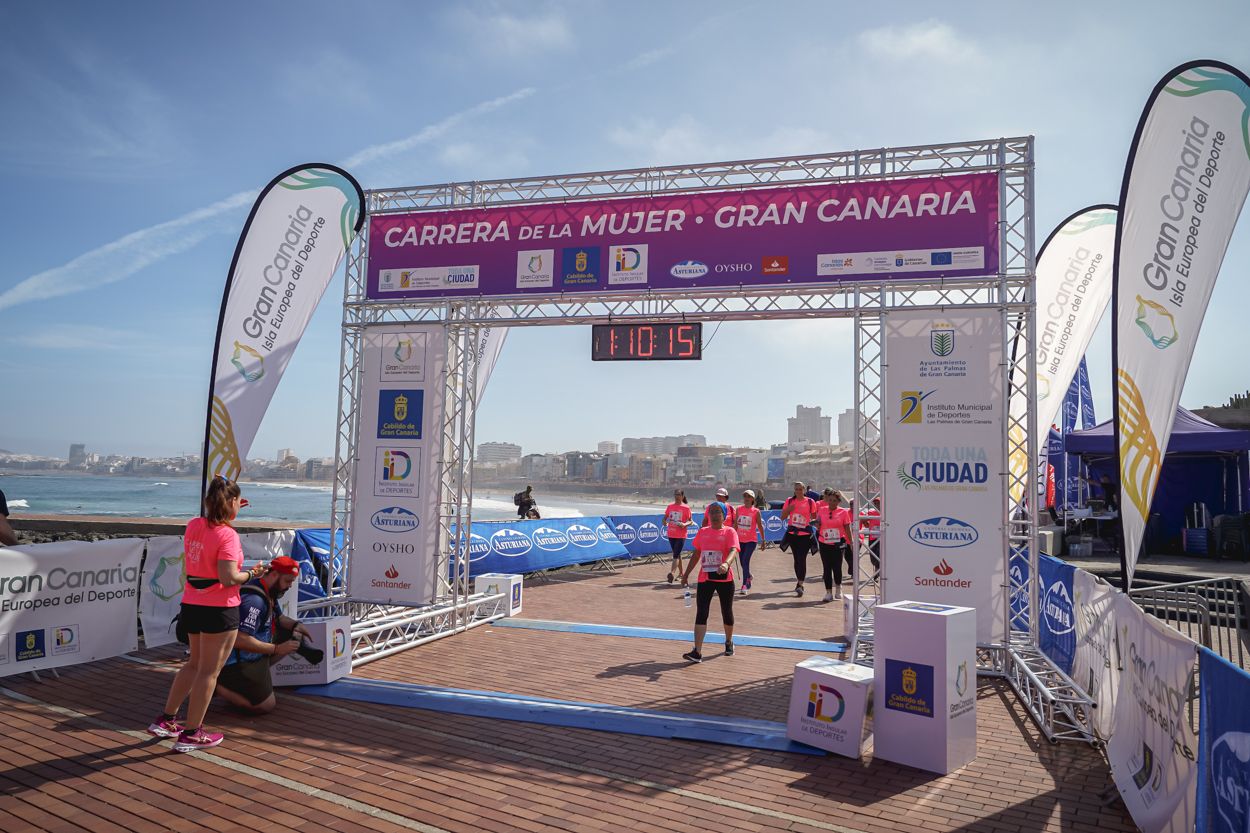 Las fotos de meta de la Carrera de la Mujer de Gran Canaria 12 09 26 15701 O