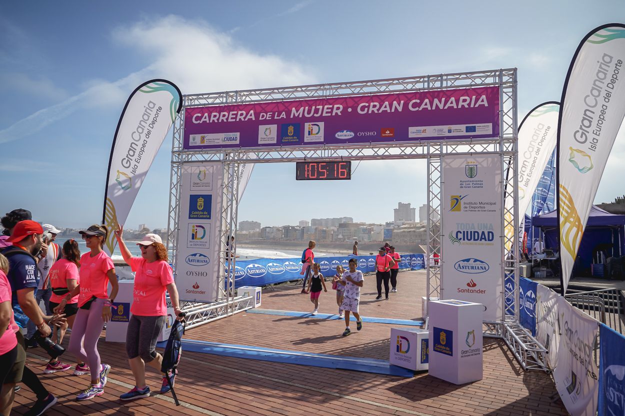 Las fotos de meta de la Carrera de la Mujer de Gran Canaria 12 04 26 15701 O