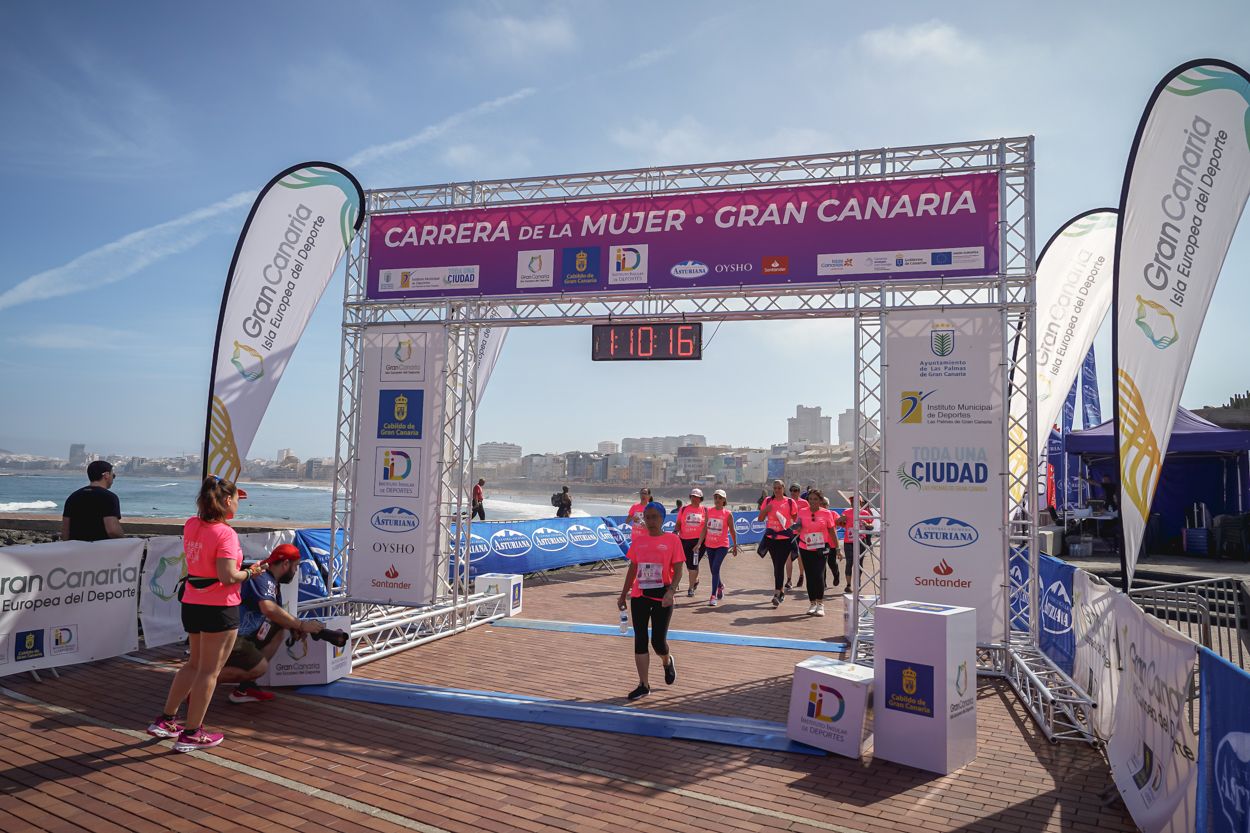 Las fotos de meta de la Carrera de la Mujer de Gran Canaria 12 09 27 15701 O