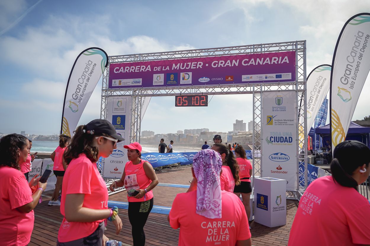 Las fotos de meta de la Carrera de la Mujer de Gran Canaria 11 50 13 15701 O