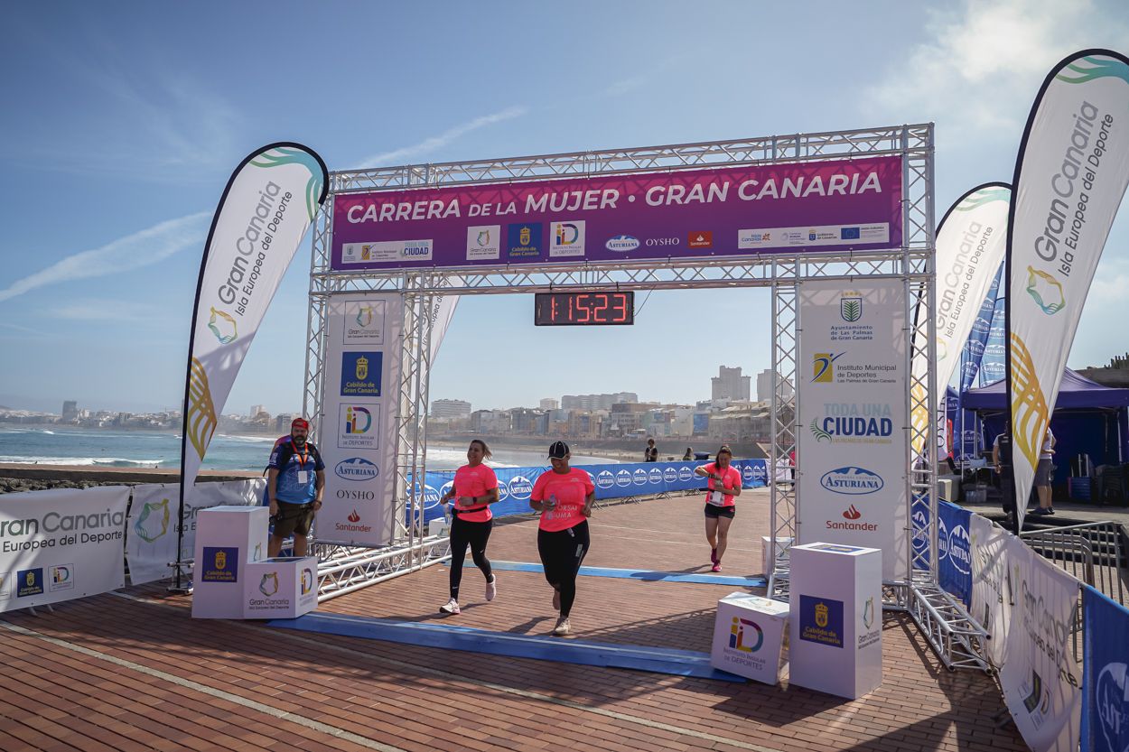 Las fotos de meta de la Carrera de la Mujer de Gran Canaria 12 14 34 15701 O