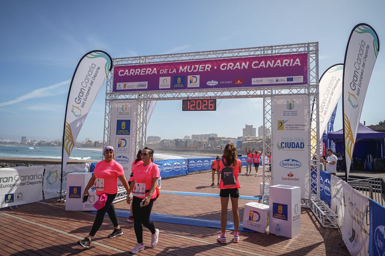 Las fotos de meta de la Carrera de la Mujer de Gran Canaria 12 19 37 15701 O