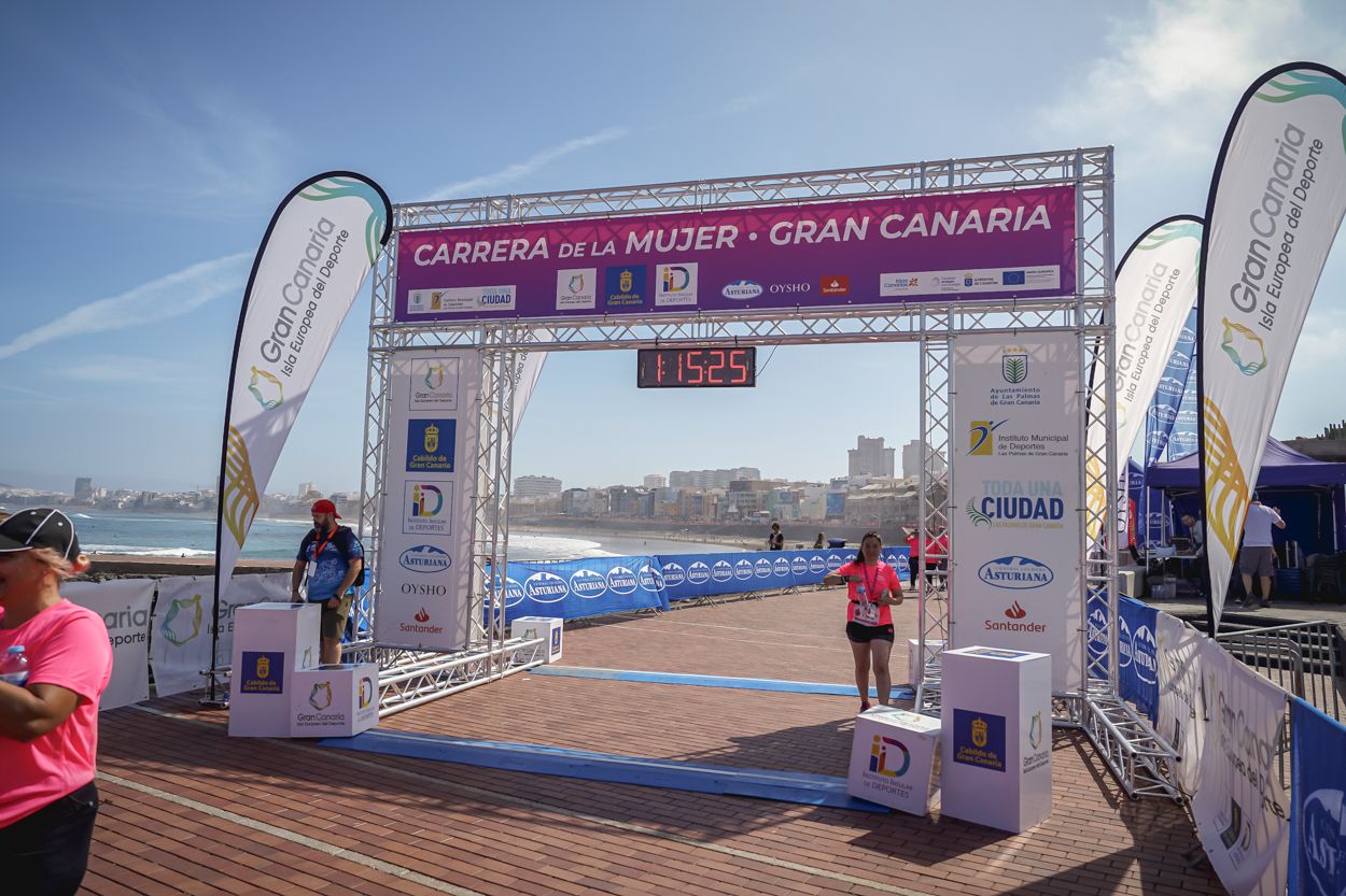 Las fotos de meta de la Carrera de la Mujer de Gran Canaria 12 14 36 15701 O