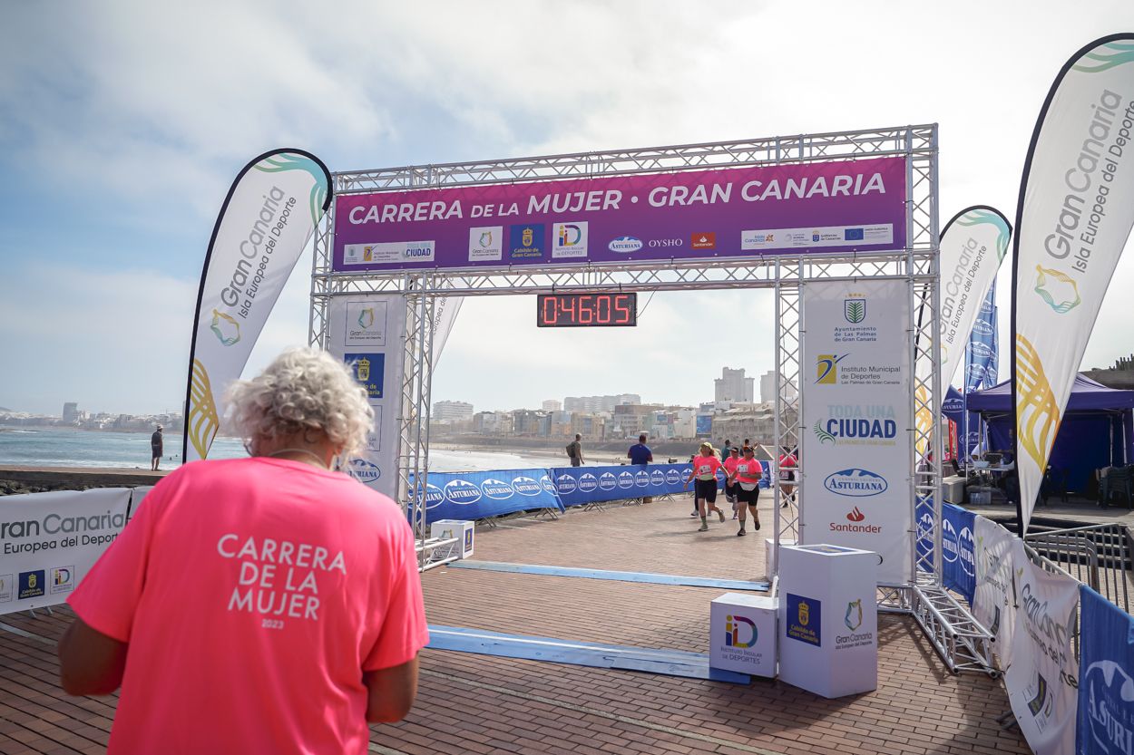 Las fotos de meta de la Carrera de la Mujer de Gran Canaria 11 45 16 15701 O